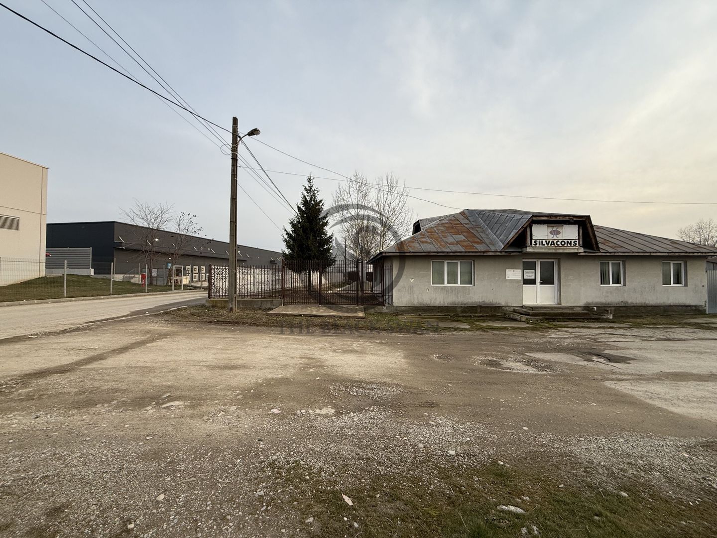 Casa / Spatiu birouri de vanzare | 1.153 mp teren | Kaufland - Moreni - Poză 17