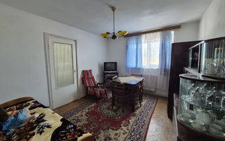 Apartament 3 camere | 38 mp | zona Micro 1 - Poză 2
