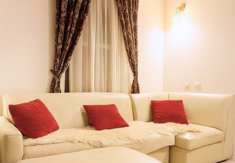 Casă renovată vis-a-vis de Parcul Carol | 3 camere, 2 băi, curte proprie 30 mp - Poză 1