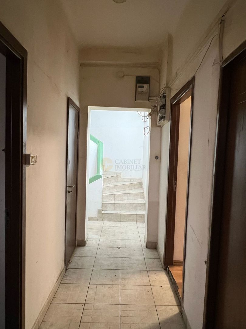 Vilă Modernă în Domenii, Aproape de Biserica Casin - Poză 8