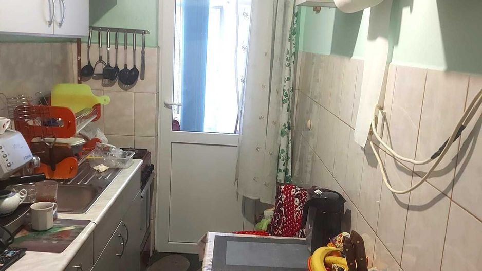 BRASADAS vinde ap 2 cam etaj 4/4 in Carpați 1. - Poză 4