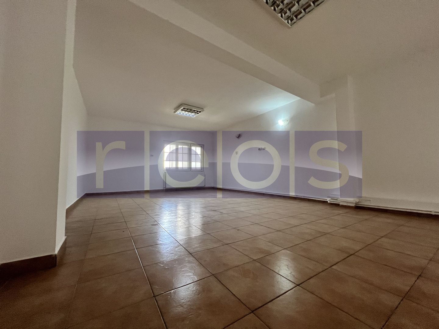 INCHIRIERE VILA | ZONA VITAN | 9 CAMERE - Poză 9