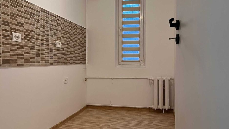 Inchiriere garsoniera stradala ideala pt firma/birouri - Poză 3