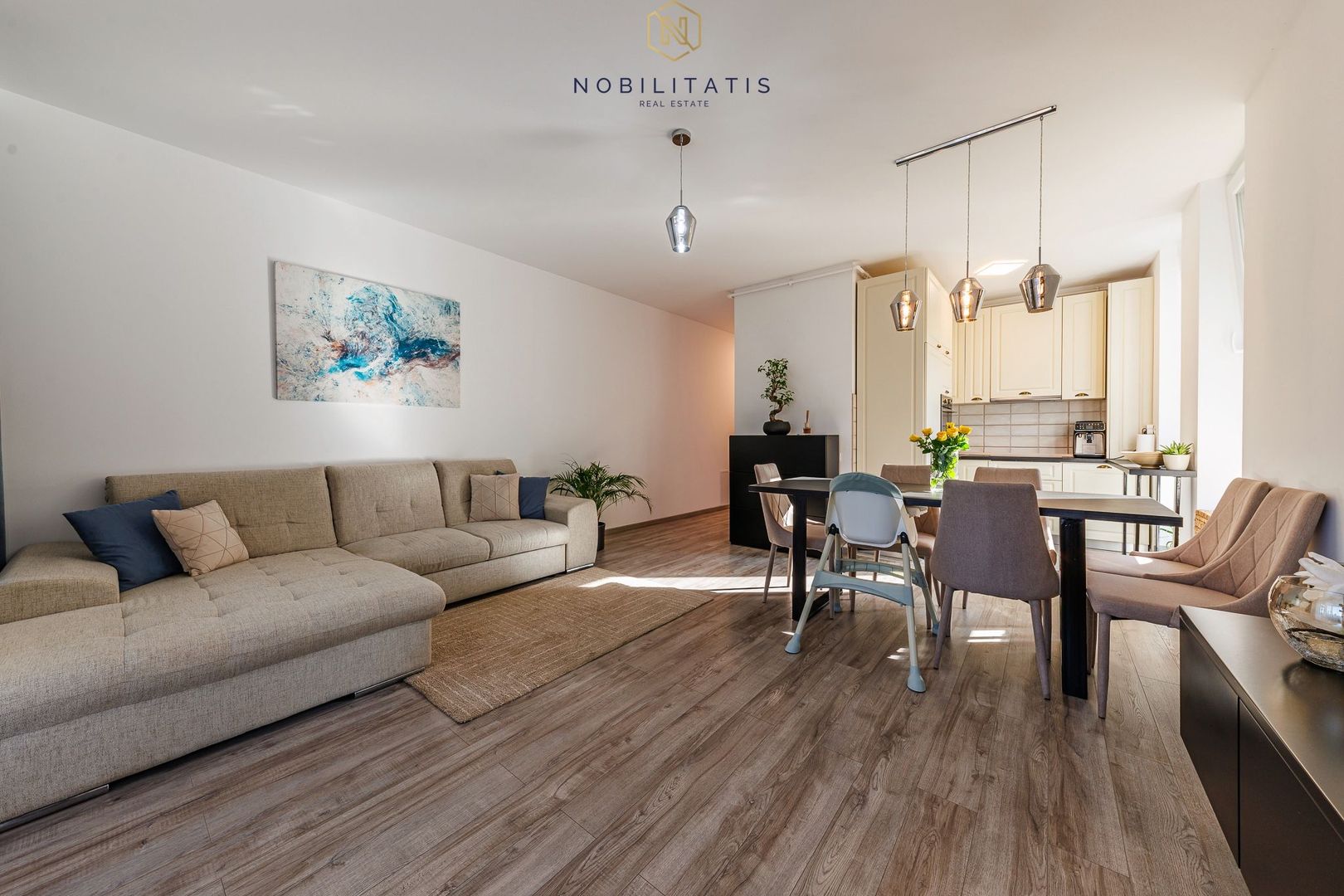 Apartament de Lux cu 3 Camere & Curte Privată de 212 mp în Timișoara - Poză 4