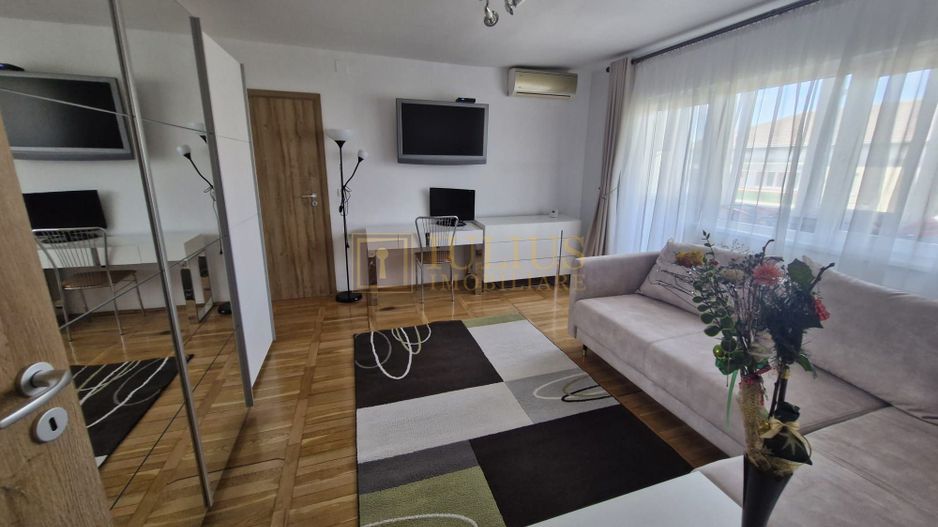 2 camere, Spitalul Judetean, centrala proprie, ideal pentru familie, studenti - Poză 2