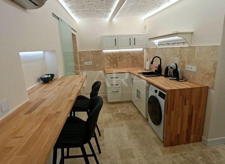 Vând Apartament Ultracentral. Investiție Profitabilă. Parcul Central. - Poză 4