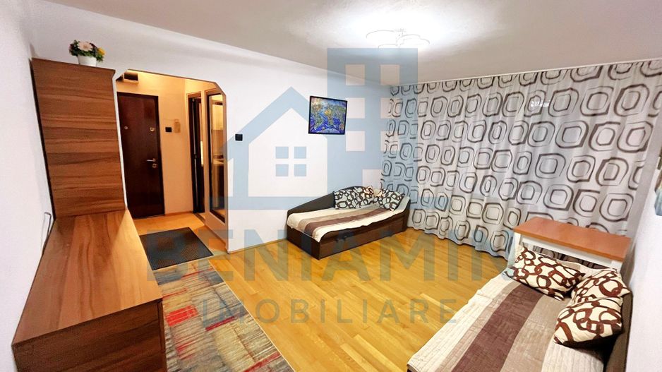 4 Camere-Etajul1-Centrala Termica-Mobilat-Utilat-Centrul Civic-Brasov - Poză 1