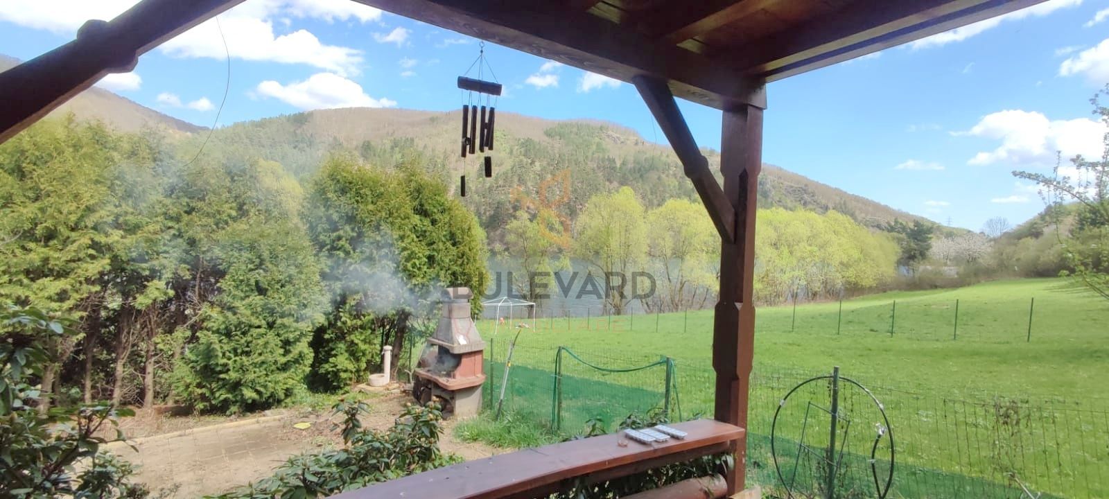 Cabana si teren 1000 mp cu iesire la lac! - Poză 3
