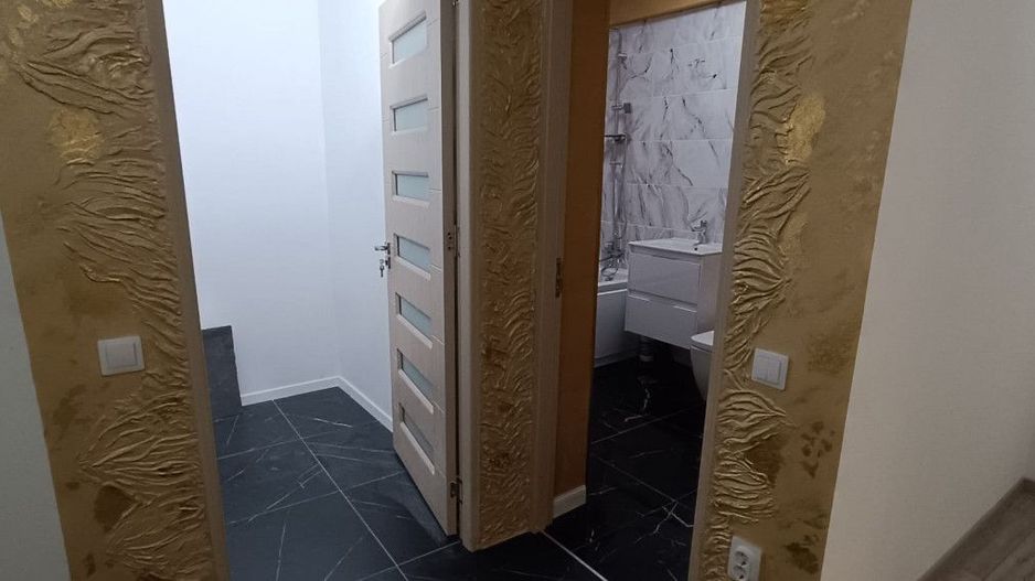 Apartament 3 camere in Prelungirea Ghencea. Renovat de la 0 ! - Poză 7