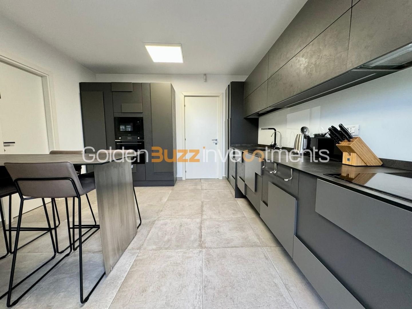 Vila complex privat Erou  Iancu Nicolae - Poză 11