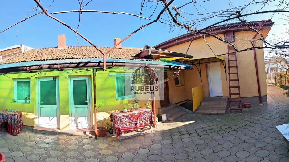 Casa cu personalitate in Calomfirescu – spatiu, liniste si teren gener - Poză 24