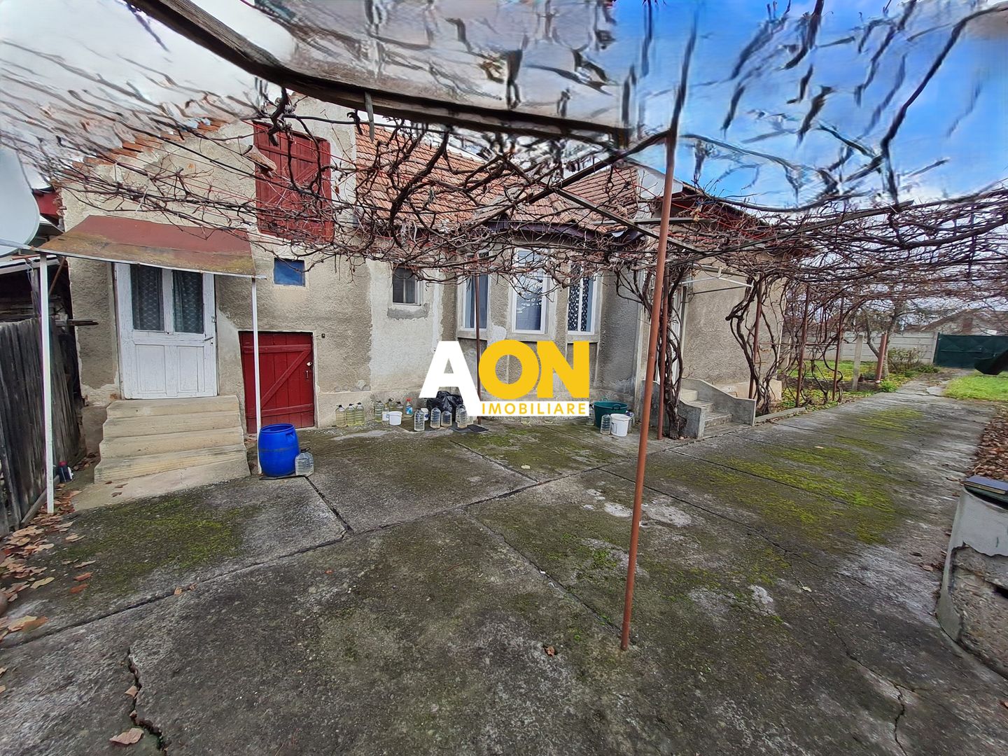 Casa Individuala, 3 Camere, Suprafata 90 mp, Teren 739, Zona Cetate - Poză 1