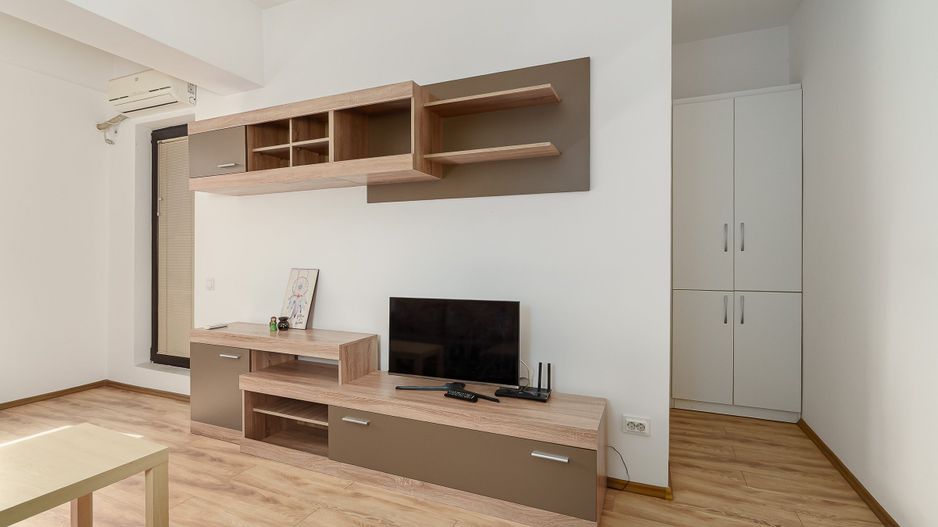 Garsoniera de inchiriat, zona Piata Alba Iulia - Arogant - planul doi - Poză 3