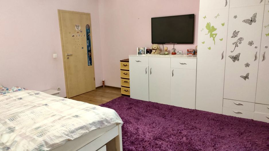 CASA SPATIOASA - Poză 13