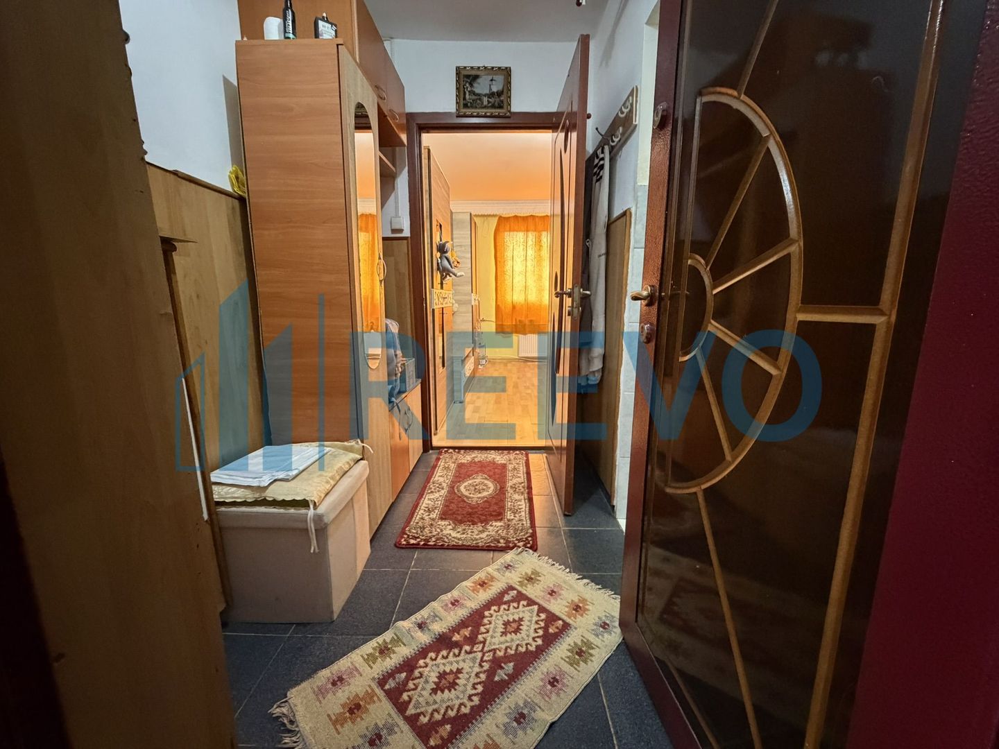 O garsonieră de 22 mp, situată la etajul 4, aflat pe strada Letea. - Poză 1