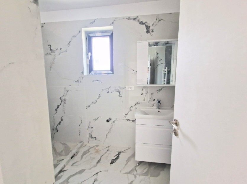 Apartament 2 camere Otopeni central | include TVA și parcare - Poză 6