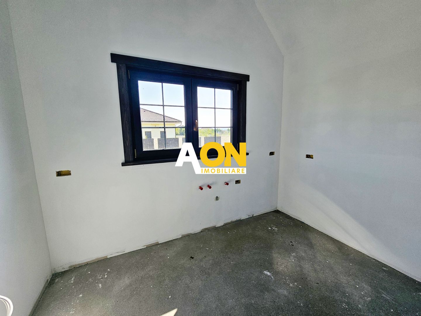 Casa semifinisata, eficienta energetic, 4 camere, 355 mp teren - Poză 7