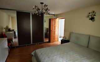 Apartament la casa+anexa gospodareasca,zona Blumana- Carierei. - Poză 7