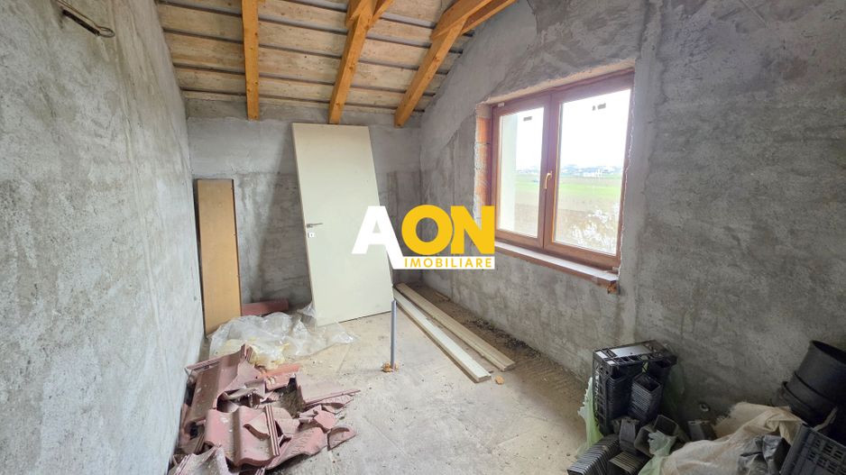 Casa semifinisata, 5 camere, 571 mp teren, Micesti - Poză 12