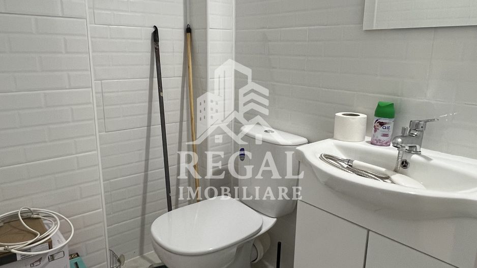 PRET NOU - Cameră de cămin cu baie proprie – Piața Obor etaj 3/4 - Poză 4