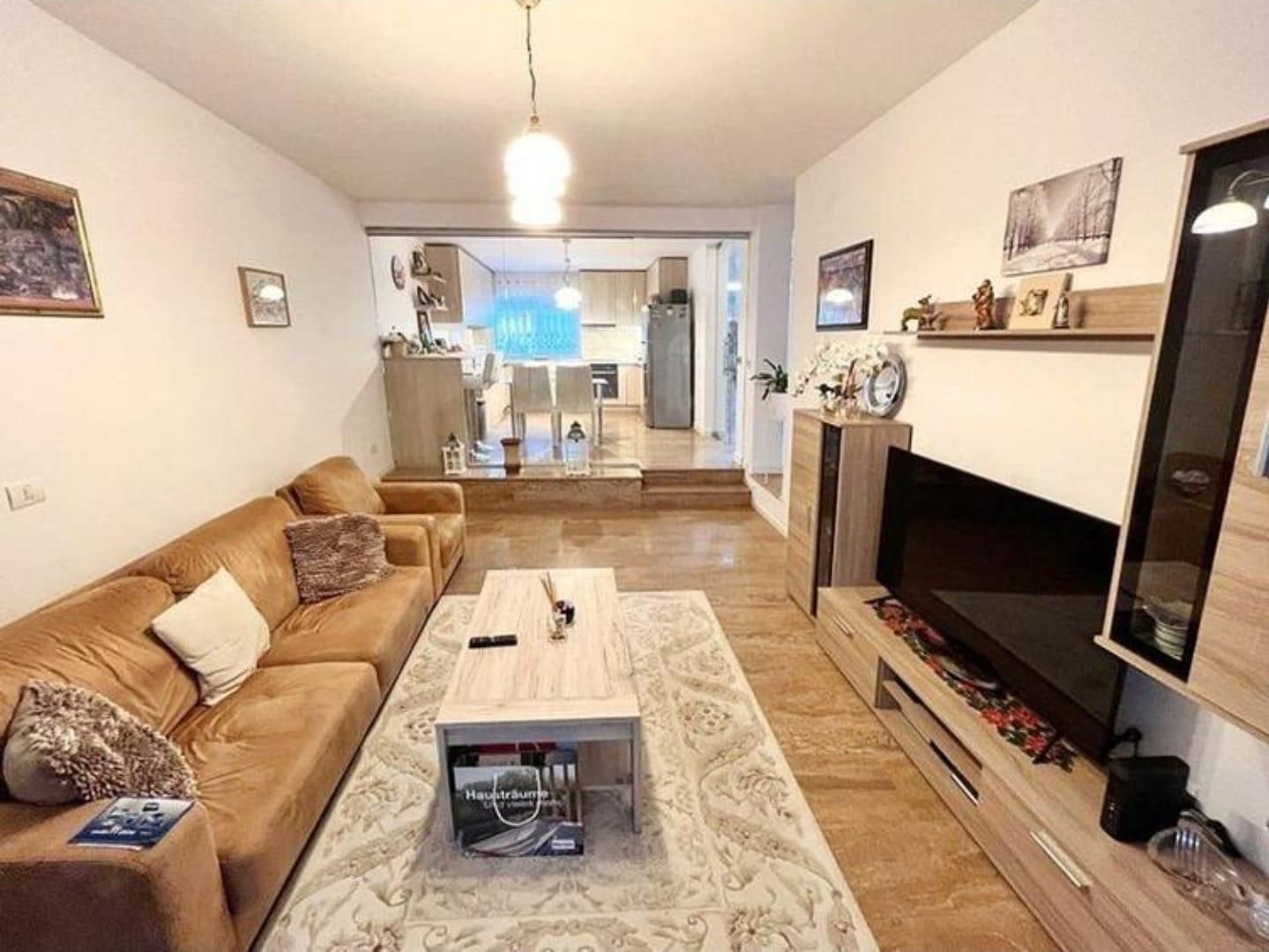 Un refugiu contemporan I Casă P+1 din complex intim I Dumbravița - Poză 2