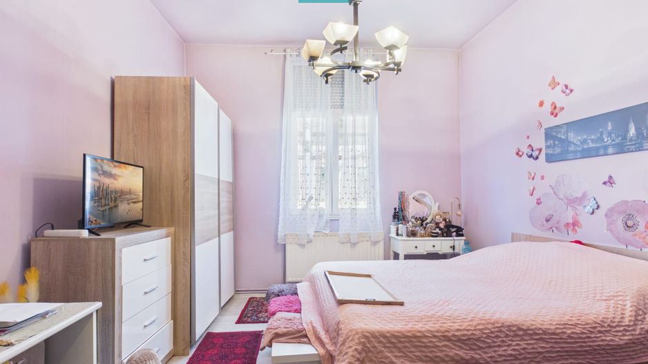 Apartament cu 2 camere, la casă, zona Drăgășani - Poză 1