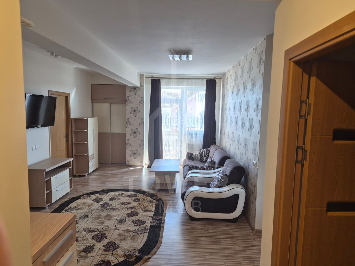 Apartament 3 camere de închiriat – Turnișor – 400€/lună - Poză 2