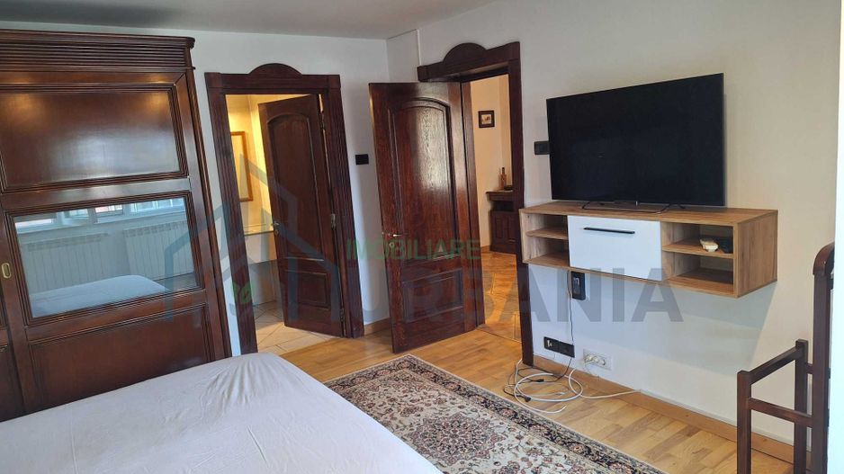 Apartament spatios 100 mp, 3 camere + dining, zona centrala Iasi – Tribunal Iasi, blocuri tip vila - Poză 4