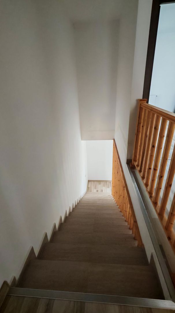 Vila tip duplex S+P+E cartier IZVOR Tarlungeni semimobilata179000 euro - Poză 25