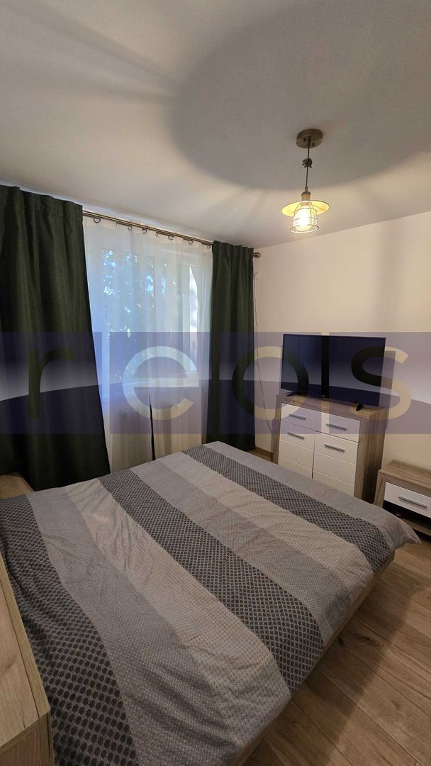 VANZARE APARTAMENT 2 CAMERE DECOMANDAT 49MP 1 DECEMBRIE 1918 TRAPEZIULUI - Poză 4