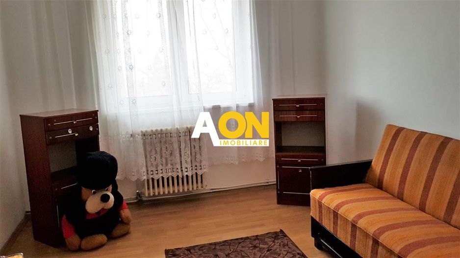 Apartament 3 camere decomandat ultracentral - Poză 5