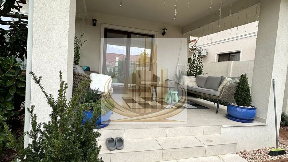 Duplex premium cu 4 camere, 3 bai | Dumbrăvița | Curte spectaculoasă - Poză 31
