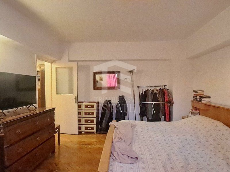4 camere | 137 mp | Matei Voievod - Poză 10