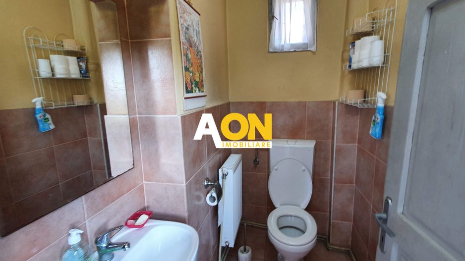 Casa cu 4 camere, la asfalt, 6200 mp teren, sat Sard, com. Ighiu - Poză 14