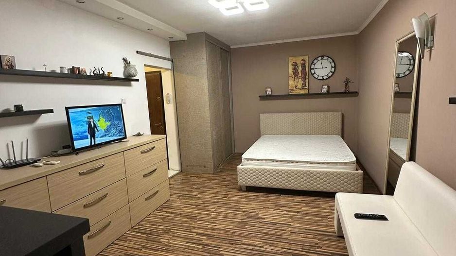 Garsonieră modernă, decomandată, balcon, parter, Auchan Vitan - Poză 4