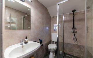 Casa + Pensiune deosebita - Orlat, Sibiu - Poză 27