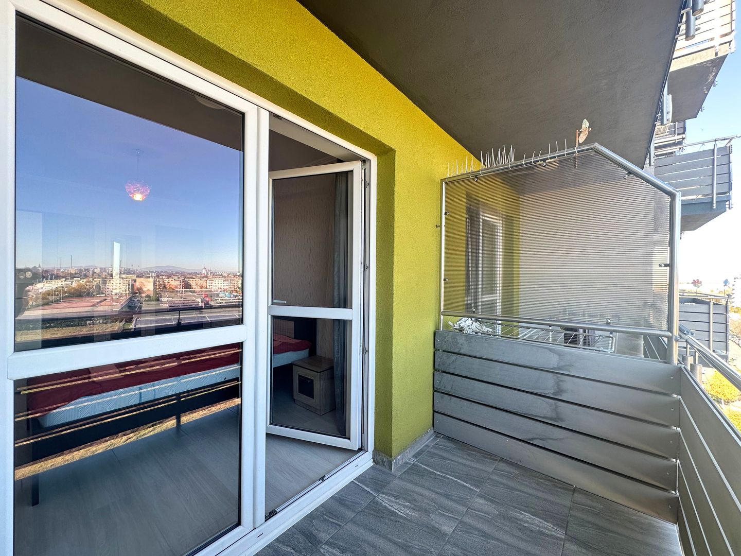 Apartament modern cu 2 camere și vedere spectaculoasă spre munți Avantgarden 3 - Poză 16