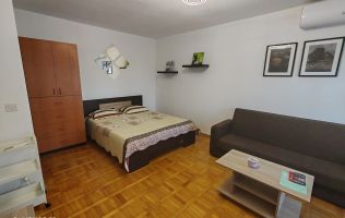 Garsonieră  13 Septembrie | Aproape de Unirii &  Palatul Parlamentului