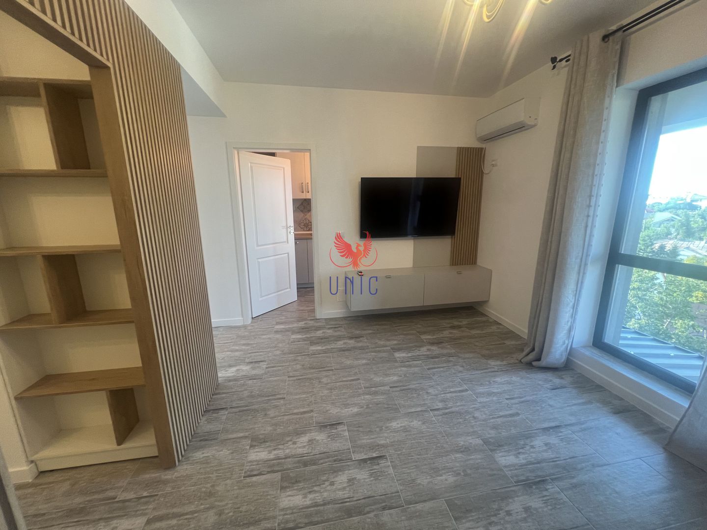 Garsoniera transformata in 2 Camere LUX Zona Stadionului Ion Oblemenco - Poză 4