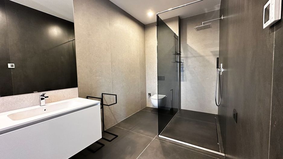 Apartament ultra high-end cu 4 camere, în zona Primăverii - Poză 12