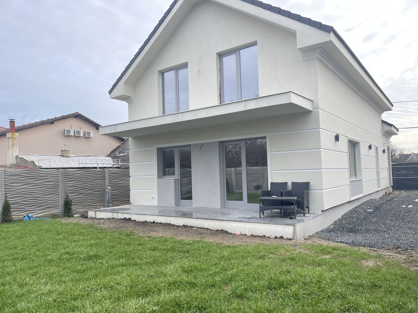 Proprietate premium,finisaje moderne,zona linistita-Ronat - Poză 25