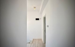 Petre Ispirescu | Vila în complex securizat - Poză 11