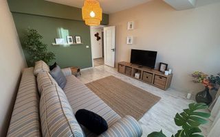 Apartament 4 camere, LUX, Capat CUG- 650 EURO - Poză 5