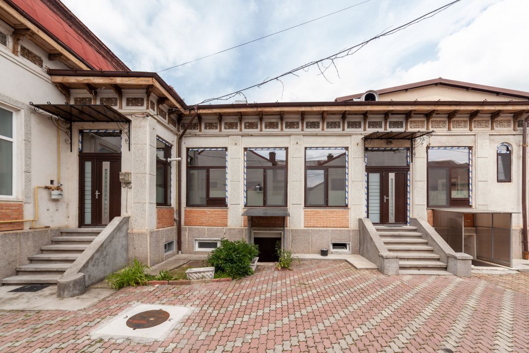 Casă interbelică ultracentrală | Bulevardul Republicii nr. 129 | - Poză 2