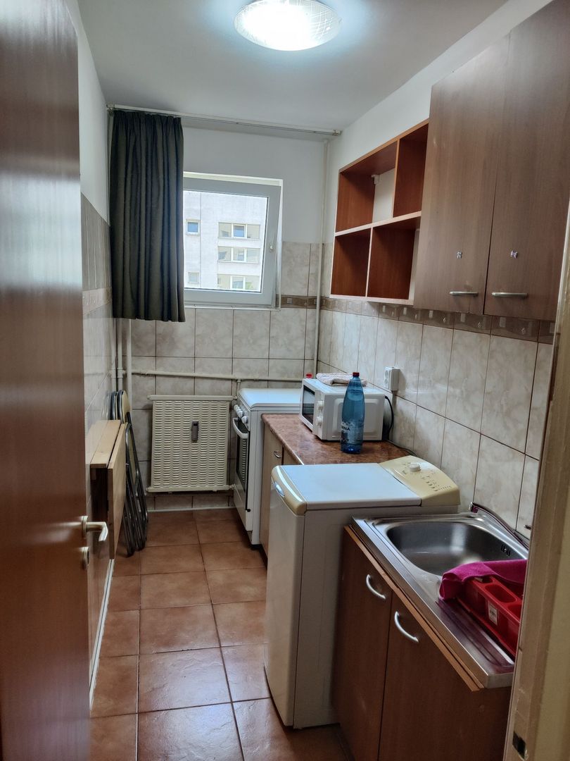 Închiriere Garsonieră 34 mp, decomandată, Titan – bloc reabilitat, etaj 8/9 - Poză 4