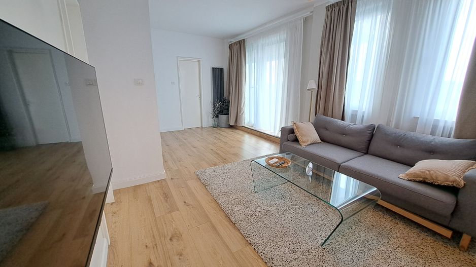 Apartament cu 2 camere + terasa priveliste minunata - parc Cismigiu - Poză 4