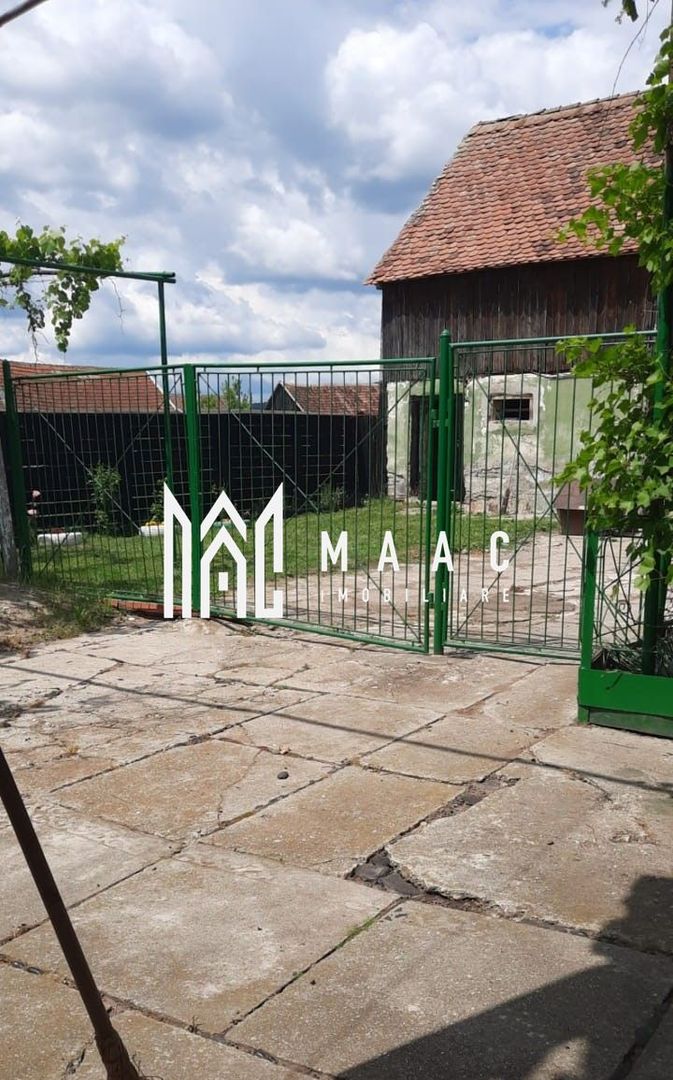 Casă cu teren generos | 18 km de Sibiu | 2400 mp teren | Anexe& Construcție noua - Poză 2