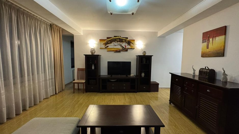 3 camere + LOC DE PARCARE inclus || DOROBANTI - Poză 1