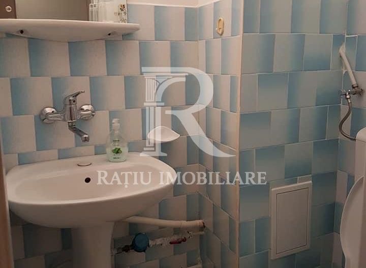 Apartament cu 3 camere | Etaj intermediar | Rogerius | Oradea - Poză 9