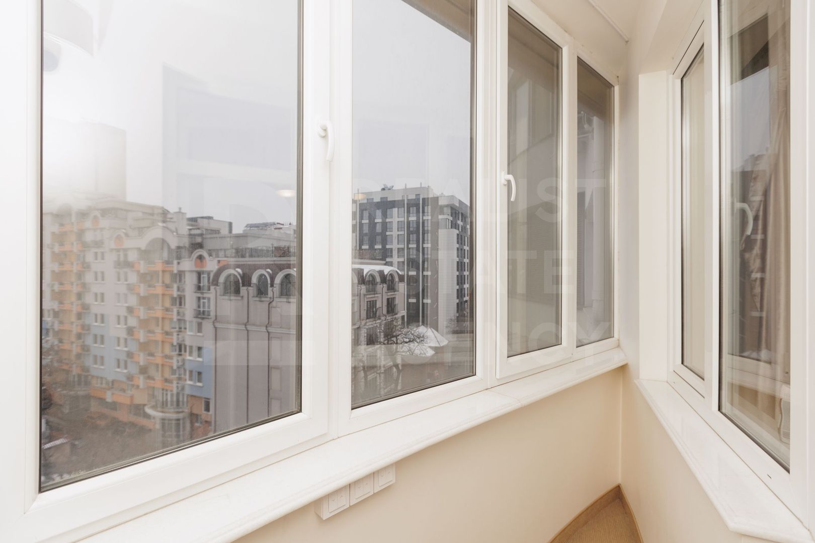 Chirie, apartament, 3 camere, strada Sfatul Țării, Centru - Poză 15